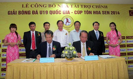 Lễ công bố nhà tài trợ chính thức của giải U19 quốc gia.